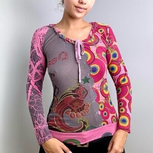 Y2K Euro Graphic Print Top